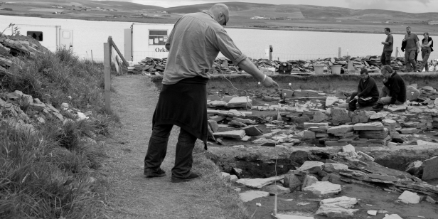 rik hammond - trench recording - photo: clare gee